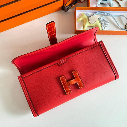 HERMES JIGE ELAN 29 CLUTCH IN RUBY RED CALFSKIN WITH APPLE RED LIZARD SKIN