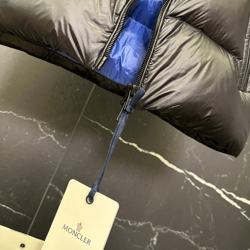 MONCLER Sumido Down Vest