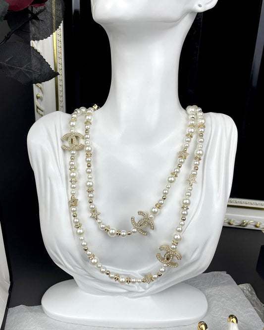 18K Chanel Pearls Necklace