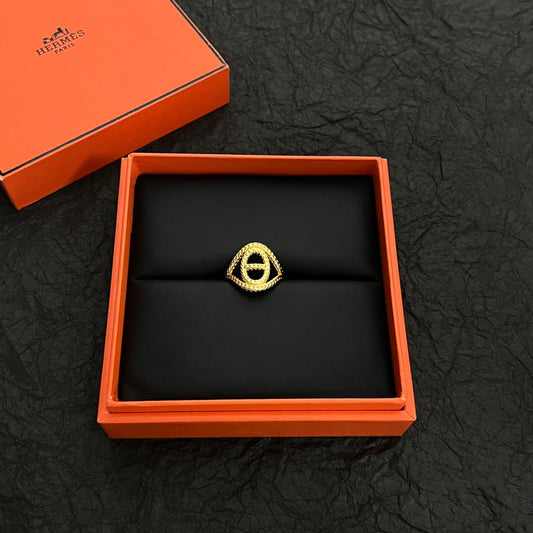 18K Chaine D'Ancre Danae Medium Hermes Ring