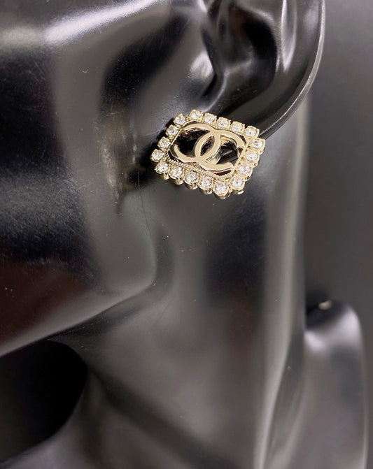 18K Chanel Square Pearls Earrings