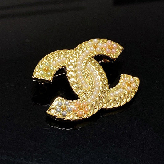 18K Chanel Pearl Gold Brooch