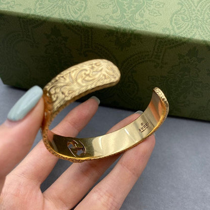 18K GucciOpen Bangle Bracelet