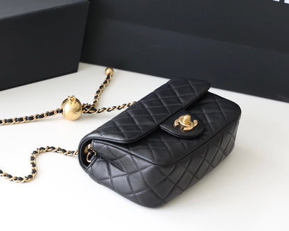 CHANEL FLAP BAG 20CM GOLD HARDWARE BLACK LAMBSKIN