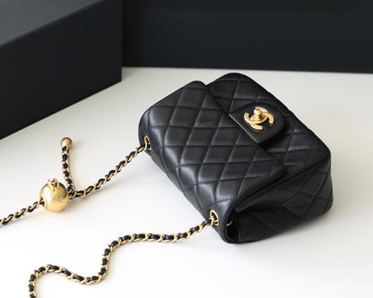 CHANEL FLAP BAG 17CM GOLD HARDWARE BLACK LAMBSKIN