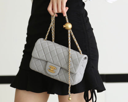 CHANEL FLAP BAG 20CM GREY LAMBSKIN GOLD HARDWARE