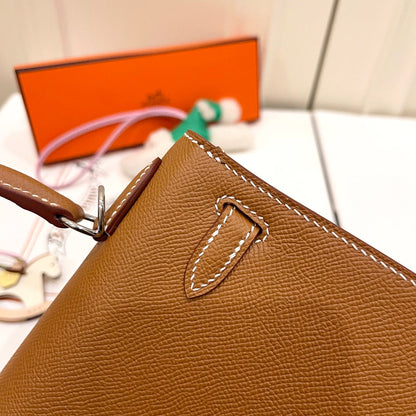 HERMES KELLY 25CM GOLD EPSOM LEATHER SILVER HARDWARE