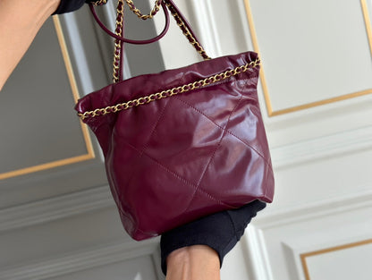 CHANEL HOBO BAG 22 BURGUNDY LAMBSKIN GOLD HARDWARE 20CM