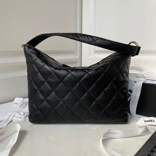 CHANEL HOBO 28CM BLACK LAMBSKIN GOLD HARDWARE