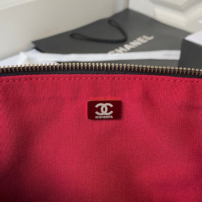 CHANEL HOBO 28CM BLACK LAMBSKIN GOLD HARDWARE