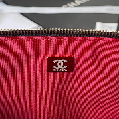 CHANEL LARGE HOBO 37CM BLACK LAMBSKIN GOLD HARDWARE
