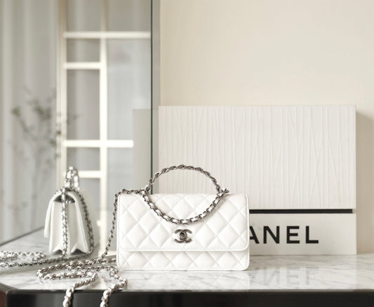 CHANEL WOC 18.5 WHITE LAMBSKIN SILVER HARDWARE