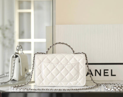 CHANEL WOC 19 WHITE LAMBSKIN SILVER HARDWARE