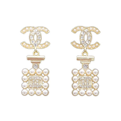 18K  Chanel Pearl Shape Earrings
