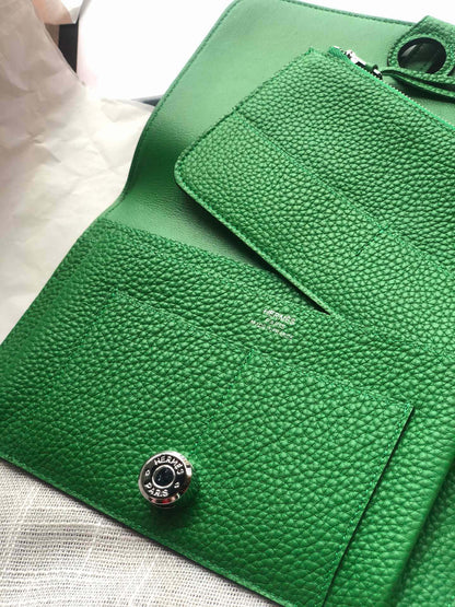 HERMES Dogon Wallet 20 Green Togo Shw