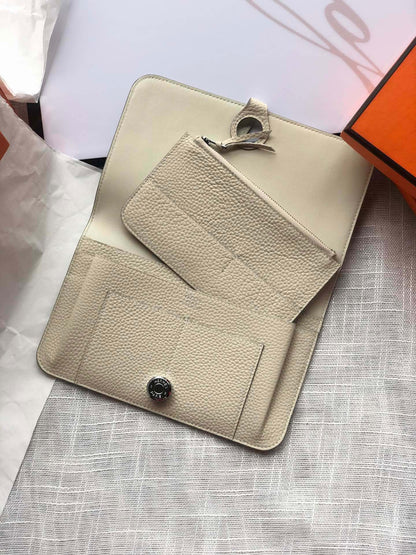 HERMES Dogon Wallet 20 Beige Togo Shw