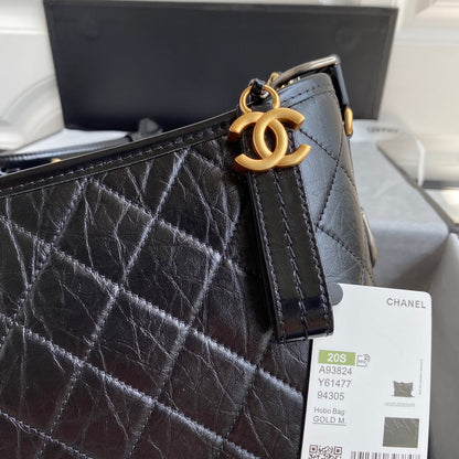 CHANEL GABRIELLE MEDIUM 28 HOBO BAG IN BLACK CALFSKIN