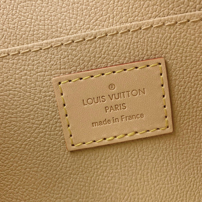 LOUIS VUITTON POCHETTE COSMÉTIQUE PM 19 IN BROWN MONOGRAM CANVAS