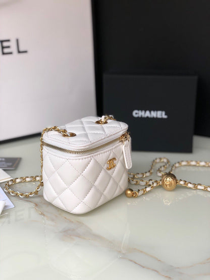 CHANEL MINI 11 VANITY CHAIN IN WHITE CALFSKIN GOLD HARDWARE