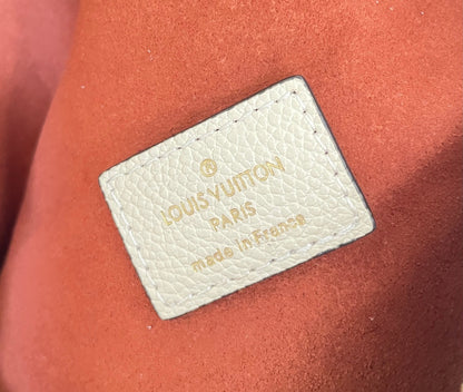 LOUIS VUITTON LV BUMBAG WAIST BAG 37 IN CREAM GRAINED CALFSKIN