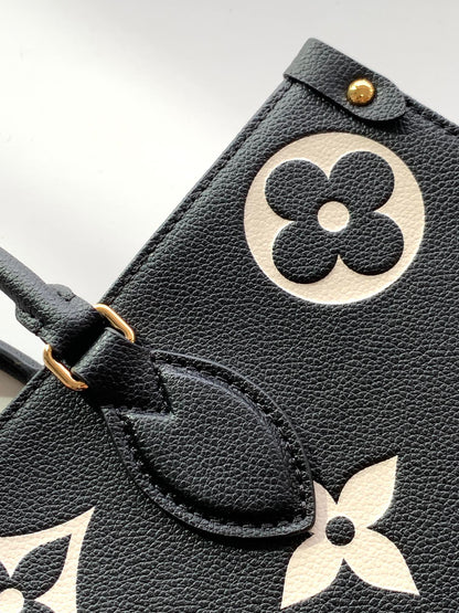 LOUIS VUITTON ONTHEGO MM 35CM BLACK WHITE