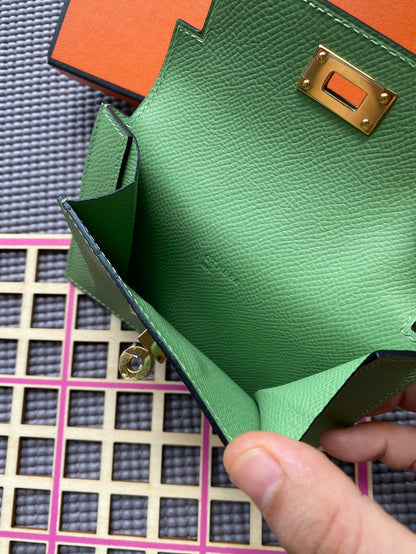 HERMES Kelly Pocket 13.5 Green Epsom Ghw