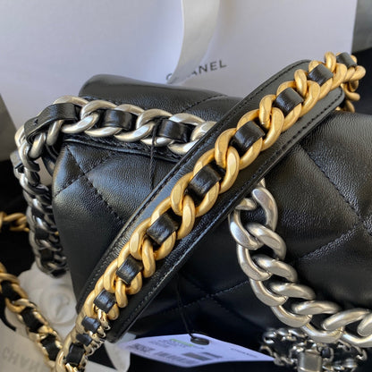 CHANEL MEDIUM 26 FLAP BAG IN BLACK LAMBSKIN