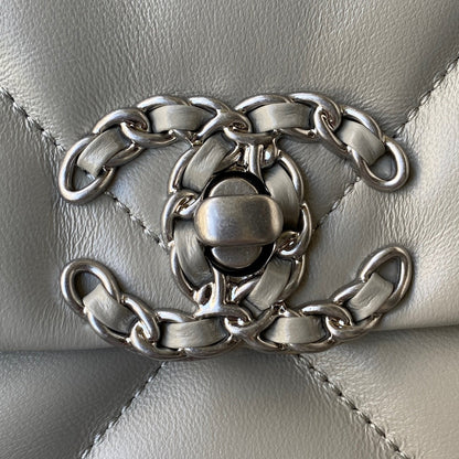 CHANEL MEDIUM 26 FLAP BAG IN LIGHT GREY LAMBSKIN