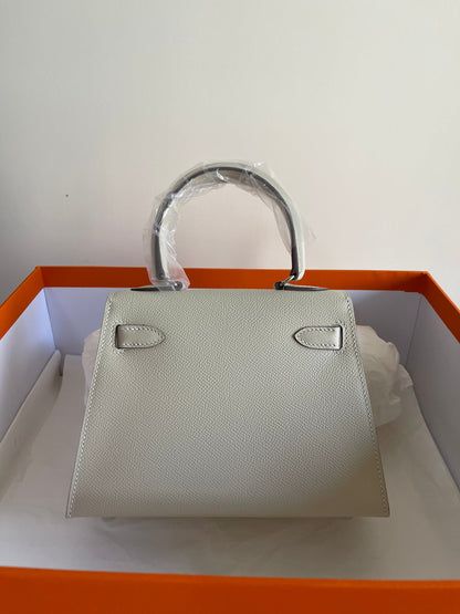 HERMES KELLY MINI 20 BAG IN OAT TAN CALFSKIN WITH SILVER HARDWARE