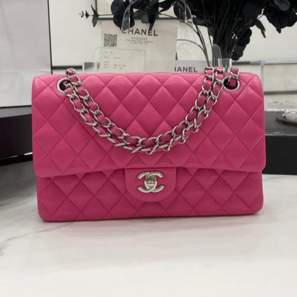 CHANEL 25 CLASSIC SMALL DOUBLE FLAP BAG IN BRIGHT PINK CALFSKIN WITH STRAP