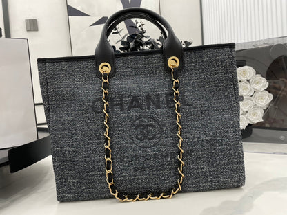CHANEL DEAUVILLE LARGE 38 TOTE BAG IN BLACK CANVAS GOLD HARDWARE