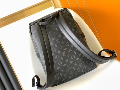 LOUIS VUITTON DISCOVERY PM BACKPACK 40 IN BLACK MONOGRAM ECLIPSE CANVAS AND CALFSKIN