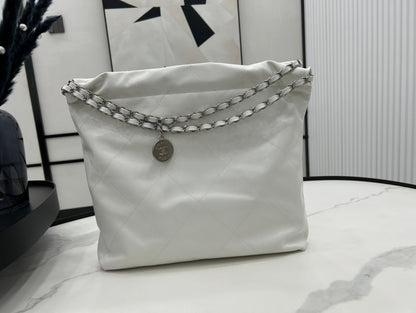 CHANEL LARGE 42 HANDBAG IN WHITE CALFSKIN SILVER HARDWARE