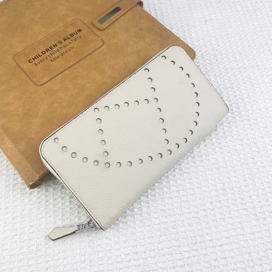 HERMES SILK'IN HOLED CLASSIC WALLET 20 WHITE GRAINED CALFSKIN