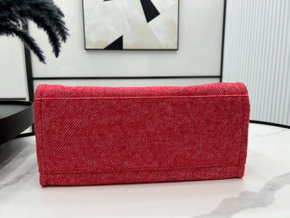 CHANEL DEAUVILLE LARGE 38 TOTE BAG IN CHERRY RED CANVAS WITH WHITE LOGO