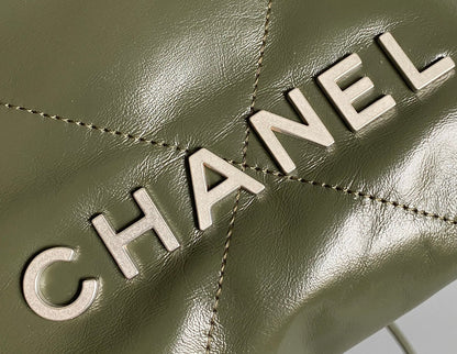 CHANEL HOBO MINI 20CM OLIVE LAMBSKIN