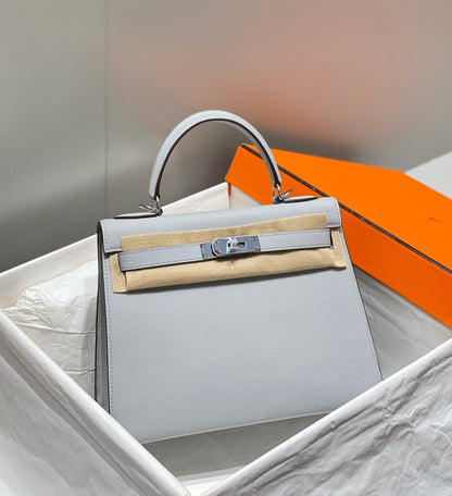HERMES KELLY 28CM IN GRIS PERLE EPSOM CALFSKIN PALLADIUM HARDWARE