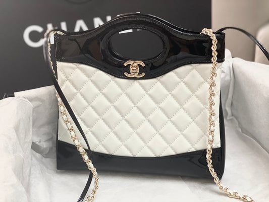 CHANEL MINI 23 SHOPPING BAG IN GLOSSY BLACK MIX WHITE CALFSKIN