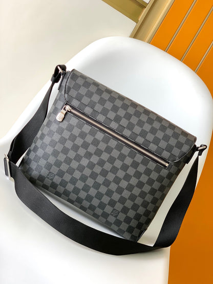 LOUIS VUITTON LV 25S SMALL DISTRICT CROSSBODY BAG 31 IN BLACK DAMIER GRAPHITE CANVAS AND CALFSKIN