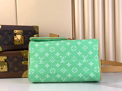 LOUIS VUITTON SPEEDY P9 BANDOULIÈRE 25 IN EMERALD GREEN MONOGRAM CALFSKIN