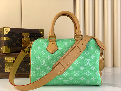 LOUIS VUITTON SPEEDY P9 BANDOULIÈRE 25 IN EMERALD GREEN MONOGRAM CALFSKIN