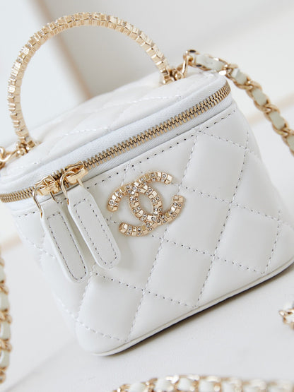 CHANEL 25S MINI VANITY BAG 11 CM IN WHITE LAMBSKIN WITH CRYSTAL-EMBELLISHED  LOGO
