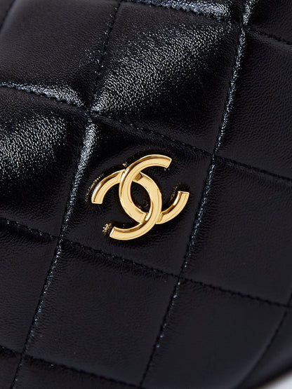 CHANEL HOBO BAG 18 IN BLACK SOFT LAMBSKIN GOLD CHAIN