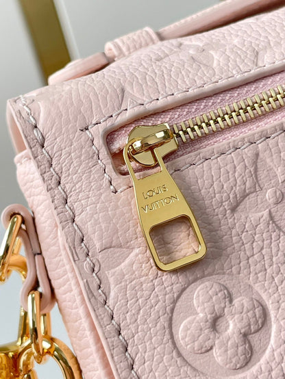 LOUIS VUITTON POCHETTE MÉTIS EAST WEST 21 IN PINK OPALE MONOGRAM ECLIPSE CANVAS GOLD BUCKLE