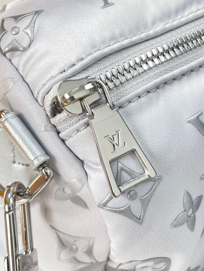 LOUIS VUITTON SPEEDY BANDOULIÈRE 25 IN GRADIENT SILVER MONOGRAM NYLON SILVER HARDWARE