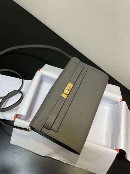 HERMES KELLY CLASSIQUE TO GO WALLET EPSOM 20 IN GREY WITH GOLD HARDWARE