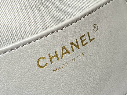 CHANEL 25 HANDBAG IN GREY 30 SUEDE GOLD HARDWARE