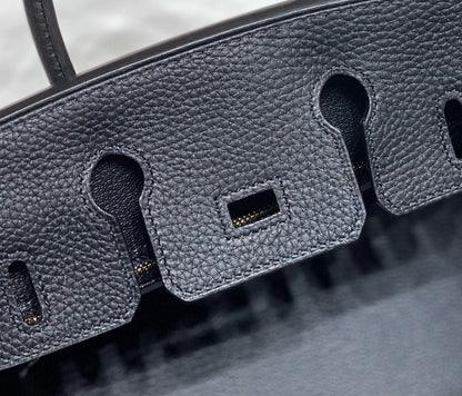 HERMES BIRKIN 30CM IN BLACK TOGO LEATHER GOLD HARDWARE