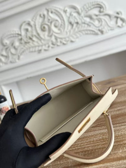 HERMES KELLY MINI 19 WHITE CALFSKIN GOLD HARDWARE