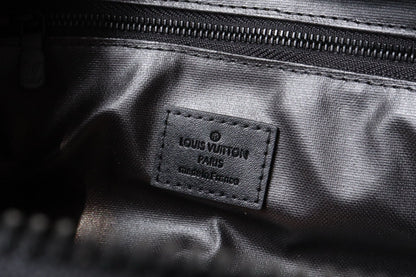 LOUIS VUITTON DOPP KIT TOILETRY BAG 28 CM IN BLACK TAURILLON MONOGRAM LEATHER